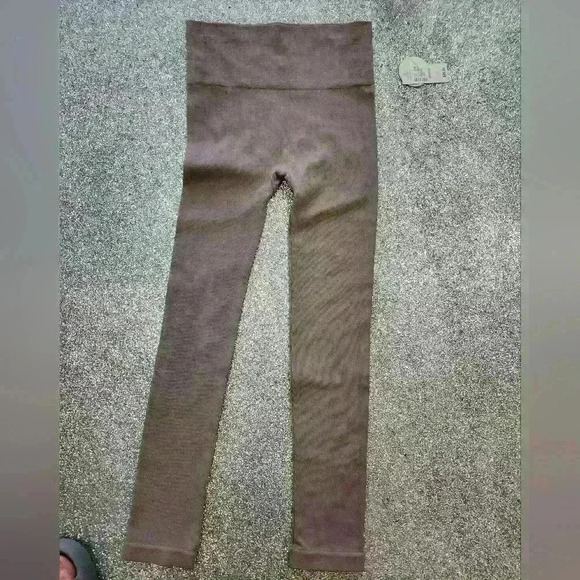 HIGH WAISTED TAN LEGGINGS SIZE  SMALL - Picture 2 of 7